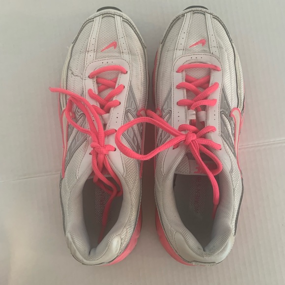 Nike women’s white & pink Initiator running shoes size 9 - Picture 4 of 9